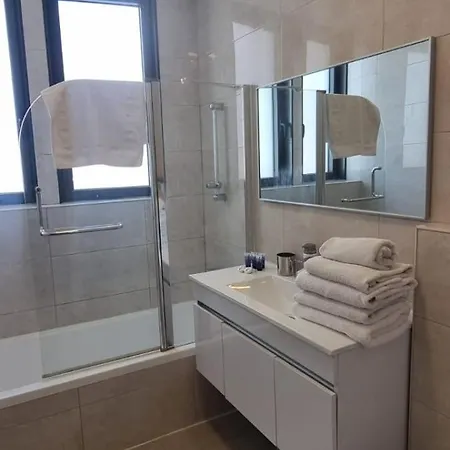 Jtower Royal Suites - Alefimmoed Jerusalem Exterior photo