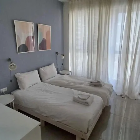 Jtower Royal Suites - Alefimmoed Jerusalem Exterior photo